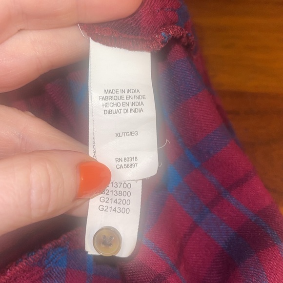 Lucky Brand ladies plaid casual long sleeve button down shirt. Size X-large. - Picture 10 of 11